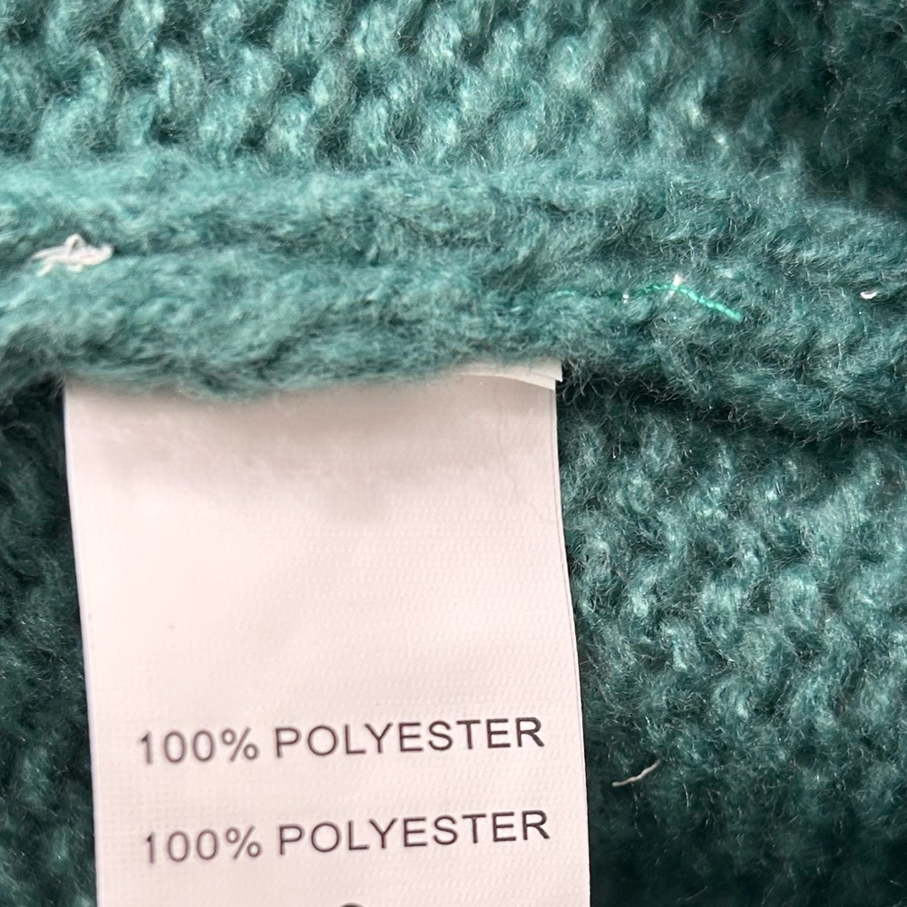 Gingerbread Sweater Christmas Holiday Winter Knit Green Cozy ๐โ๏ธ๐
- Picture 8 of 9